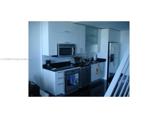 Foto del edificio - 60 SW 13th St