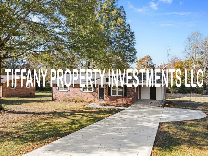 Foto principal - 714 Chal Dr