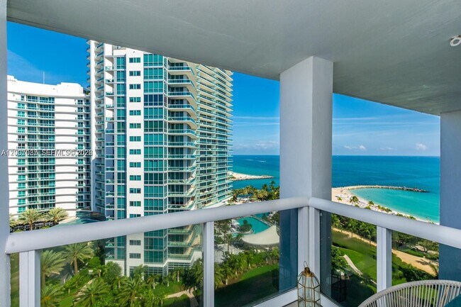 Foto del edificio - 10275 Collins Ave