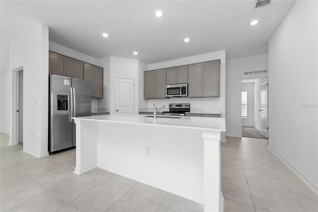 Foto del edificio - 338 Rustic Rail Dr