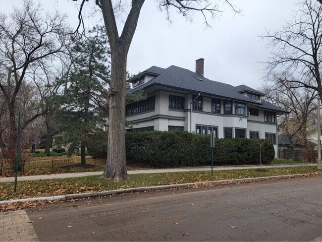 Foto del edificio - 202 N Ridgeland Ave