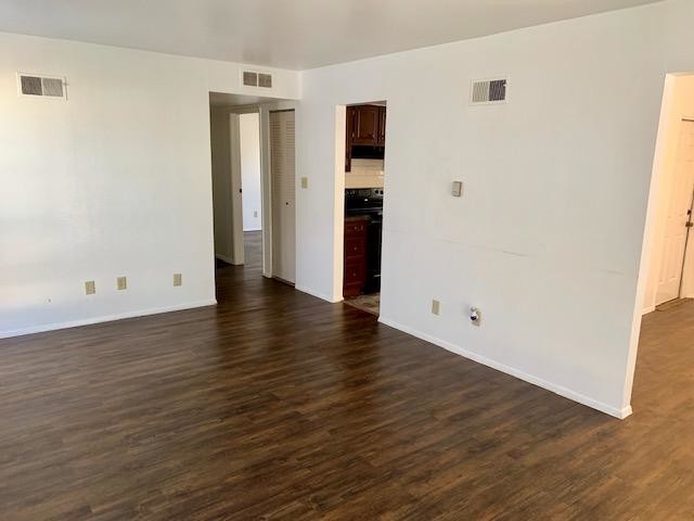 Foto del edificio - 919 W Crestwood Ave