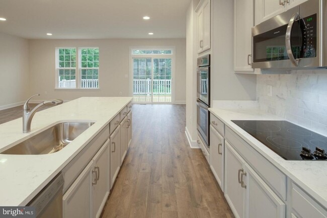 Building Photo - 10587 Hinton Way