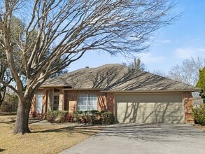 Building Photo - 10324 Gray Oak Ln