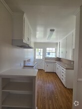 Building Photo - 13644 Leadwell St