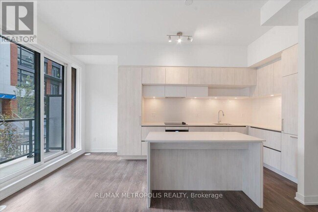 Building Photo - 12 David Eyer Rd