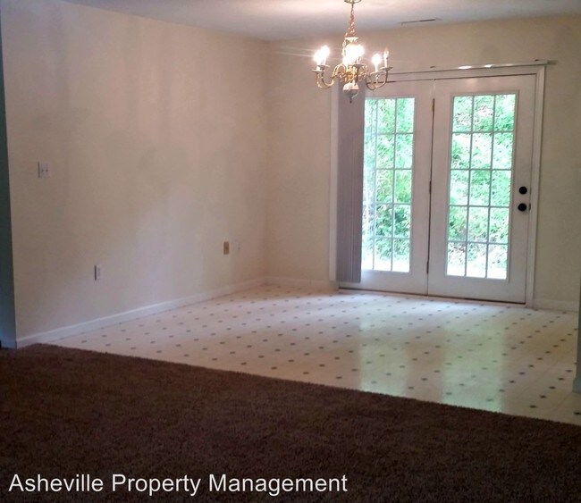 Foto del edificio - 3 br, 2 bath House - 9 Oakwood Dr.