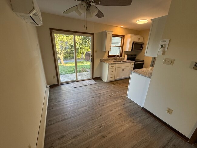 Kitchen walks out to lovely porch and yard - 1004 Corbett St