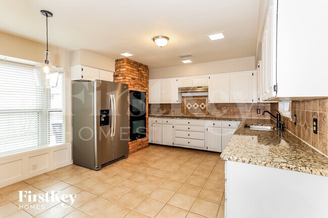 Foto del edificio - 4504 Francisco Ct