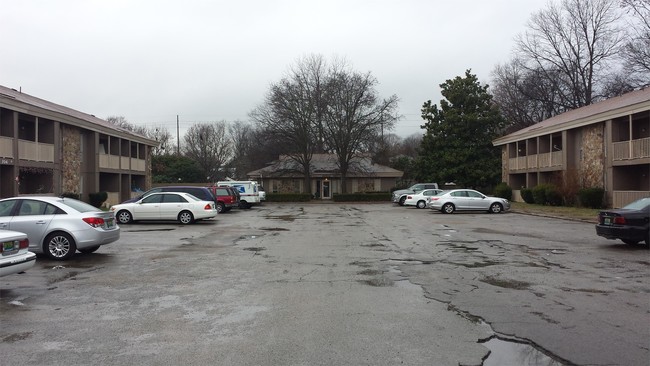 Foto del edificio - 3813 Triana Blvd SW