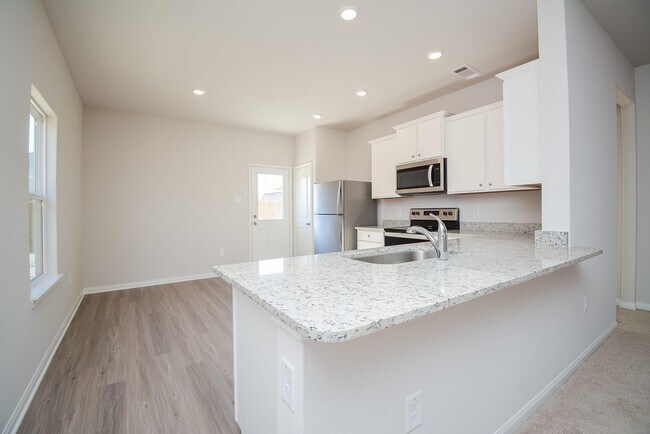 Building Photo - 8022 Burnt Orchid Dr