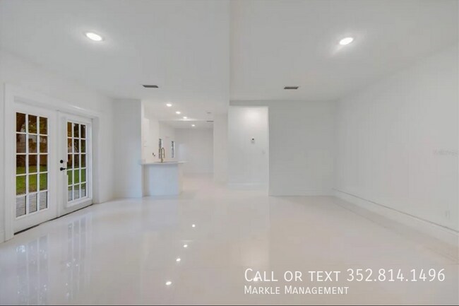 Building Photo - 5240 Alleman Dr