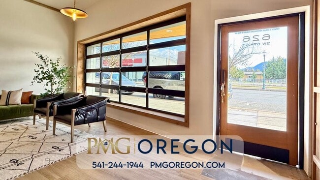 Foto del edificio - 626 SW 6th St