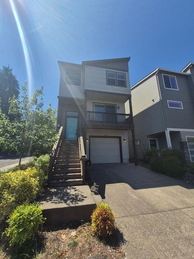 Building Photo - 7549 SW Steinbach Ter