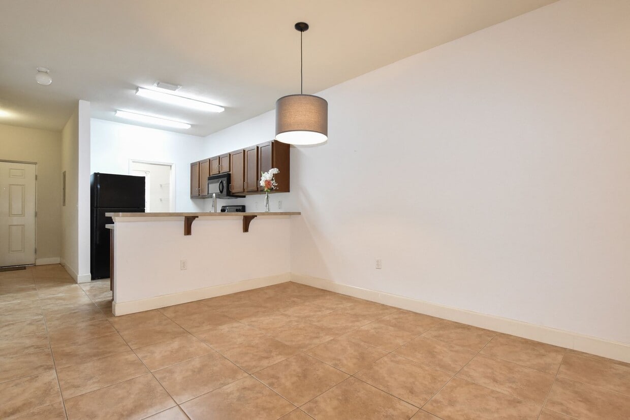 Photo - 2951 SW 35th PL #143 (Wood's Edge South)