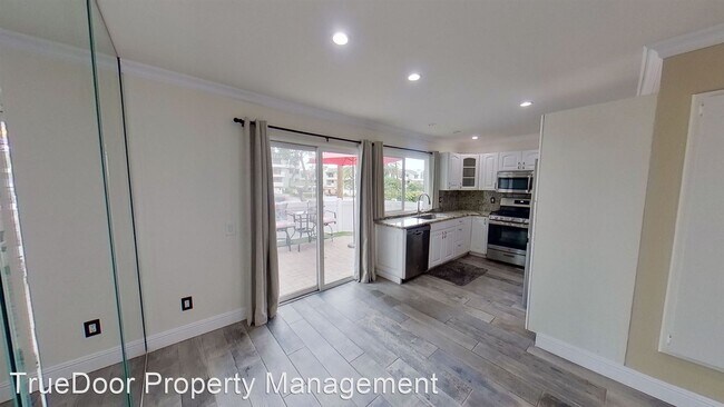 Building Photo - 2 br, 1.5 bath House - 28 Seascape Dr