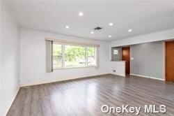 Foto del edificio - 58-18 262nd St