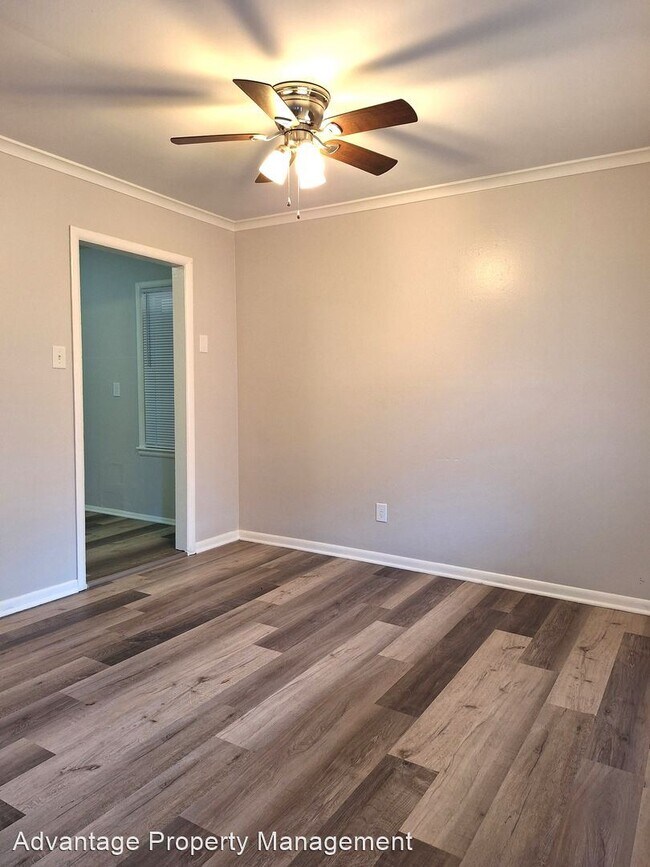 Foto del edificio - 3 br, 2 bath House - 4098 Steele St.