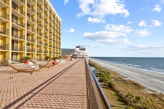 Foto del edificio - 6900 N Ocean Blvd
