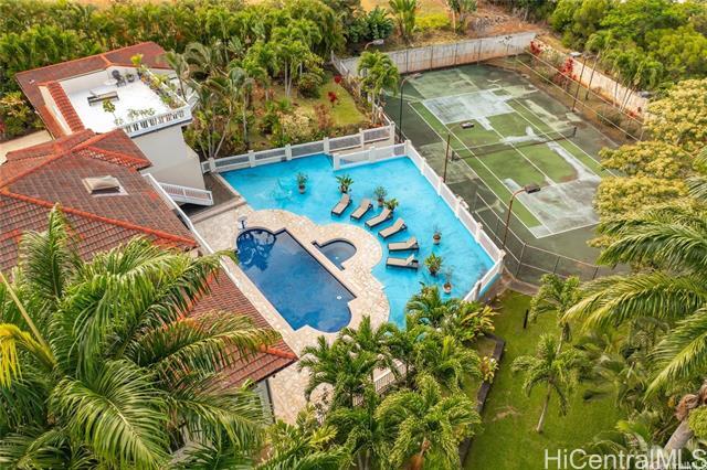 Foto del edificio - 42-102-102 Aleka Pl