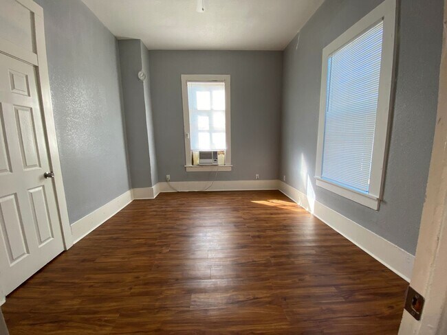 Foto del edificio - 3114 Avenue M 1/2