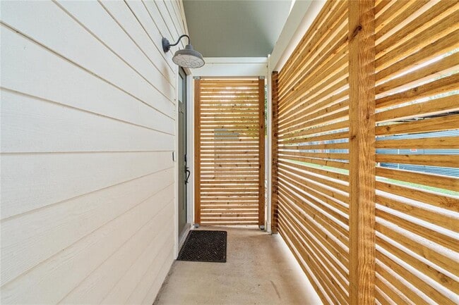 Foto del edificio - 1806 Garden St