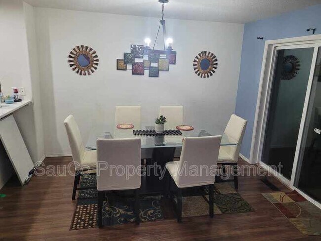 Foto del edificio - 14705 NW Benny Dr