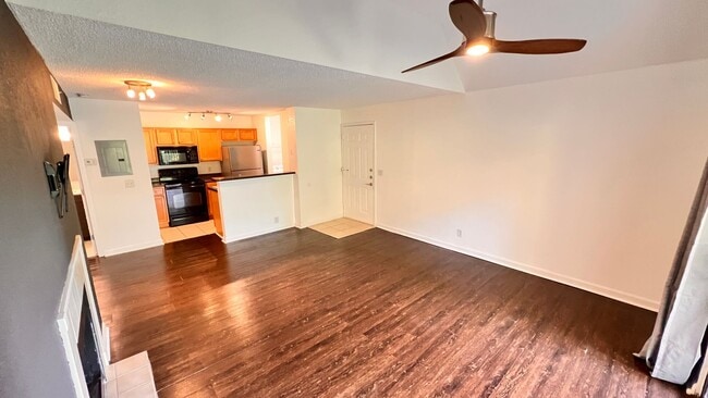 Building Photo - BEAUTIFUL 1 Bedroom and 1 Bathroom home in Altamonte Springs!!! Ready to move-in Nov 21st!