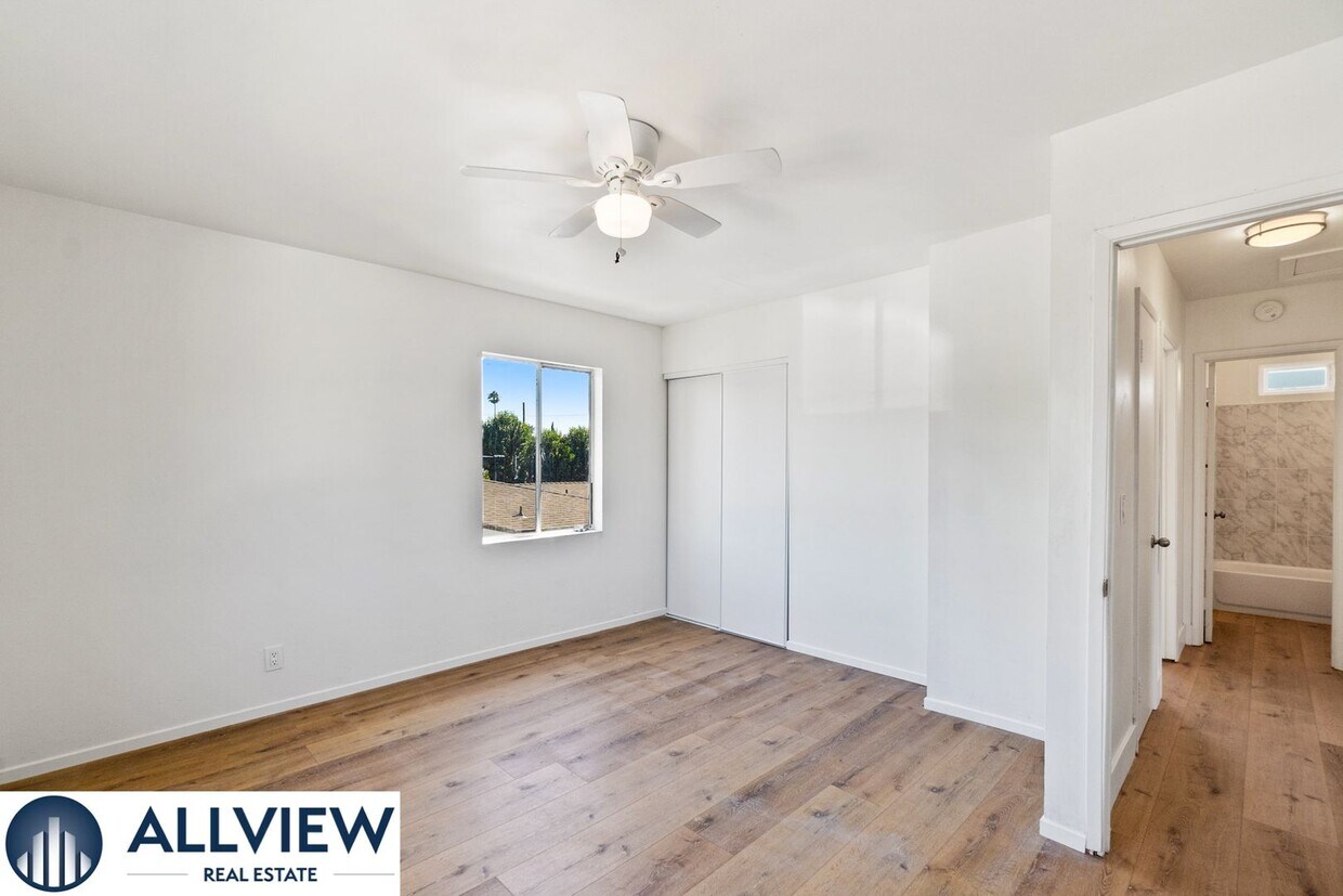 Foto principal - 452 S Shaffer St