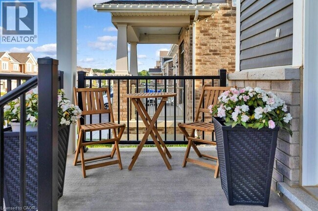 Photo du bâtiment - 124 Forestwalk St