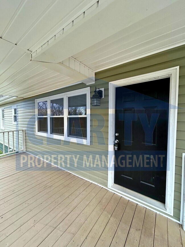 Foto del edificio - 901 Westover Dr SW