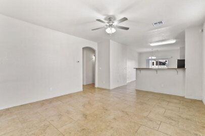 Foto del edificio - Charming 3-Bedroom Home with 2 Full Baths close to Park