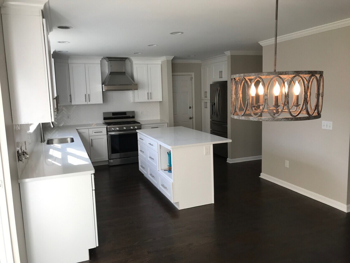 48 Great Oak Farm Rd, Monroe, CT 06468 House Rental in Monroe, CT