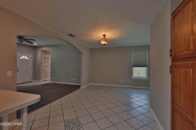 Building Photo - 3931 Treasure Cir