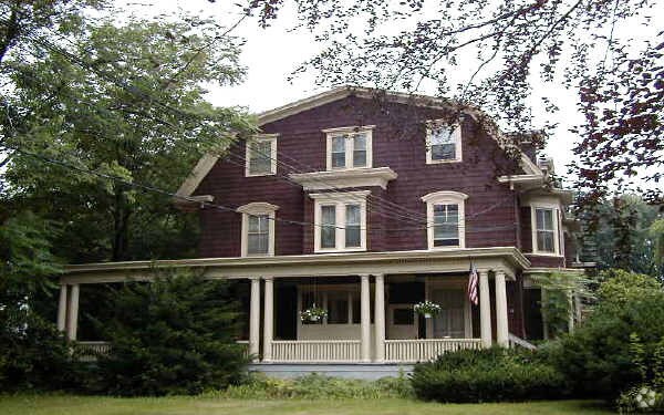 Building Photo - 26 Rockview Ave