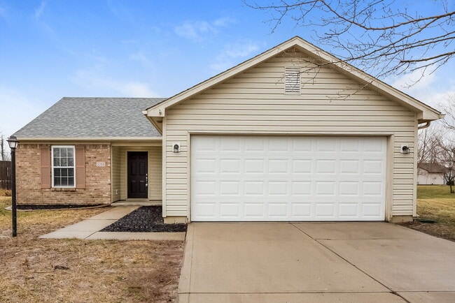 Building Photo - 3355 Blue Ash Ln