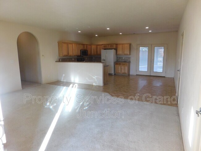 Building Photo - 3170 Klover Lee Ct
