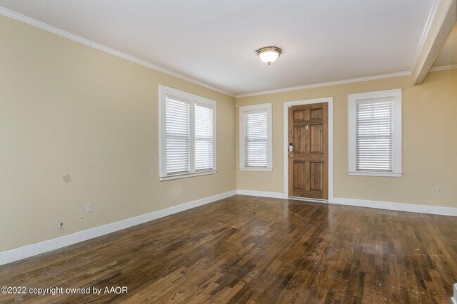 Foto del edificio - 400 S Cuyler St