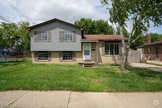 Building Photo - 15841 Dort St