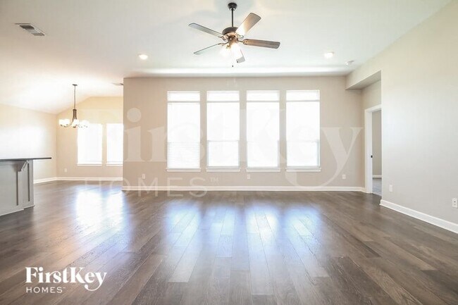 Foto del edificio - 716 Scully Rd
