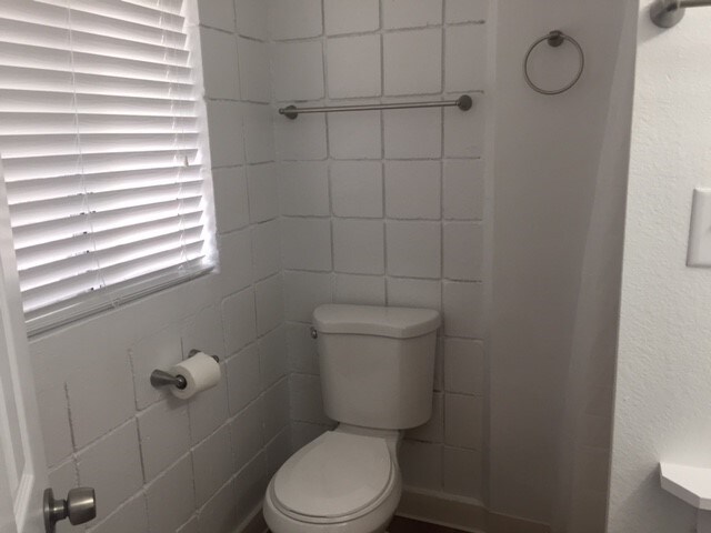 Foto del edificio - 1442 Victoria St