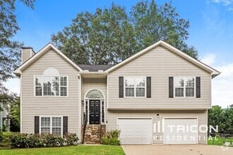 Building Photo - 5922 Graywood Cir SE
