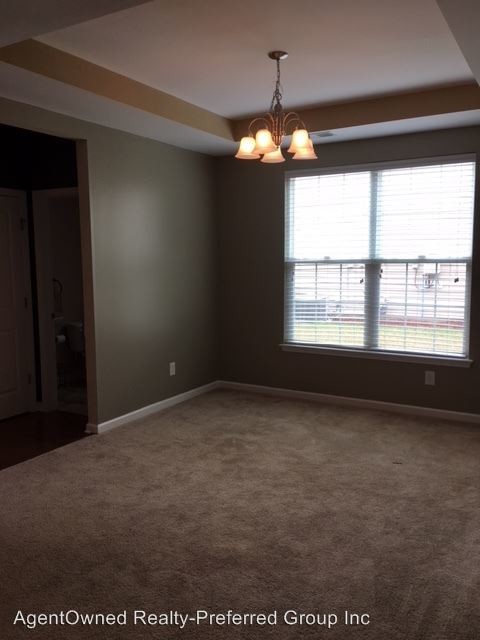 Foto del edificio - 454 Delmont Dr