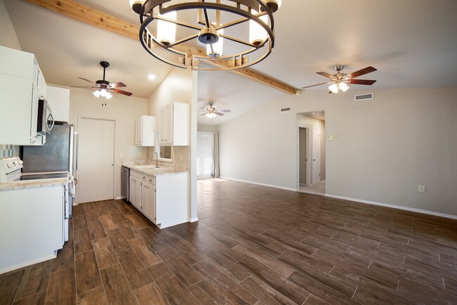 dining area - 12715 Old Spanish Trl