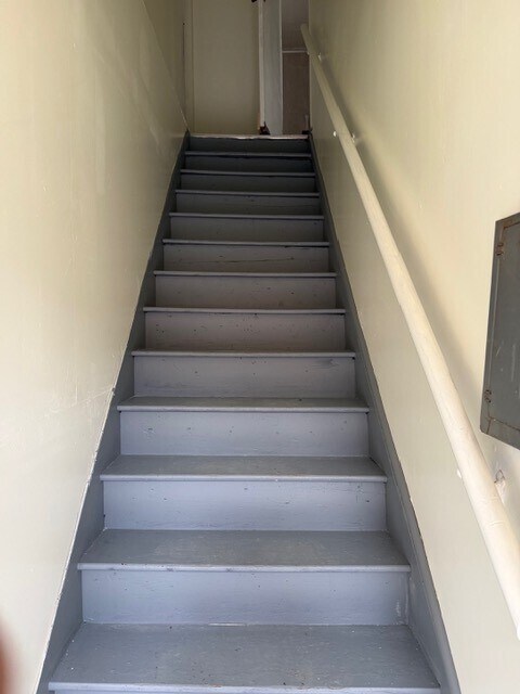 Foto del edificio - 1303 Monroe St