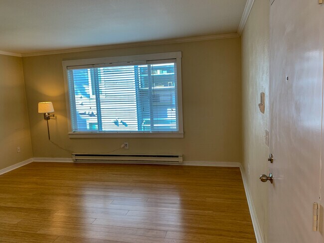 Living Room - 3626 14th Ave W