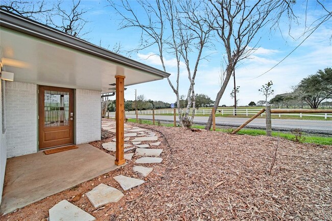 Building Photo - 9252 FM949