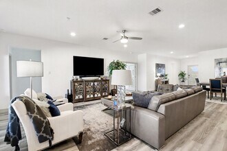 Building Photo - 3839 Hordley Ter Trl