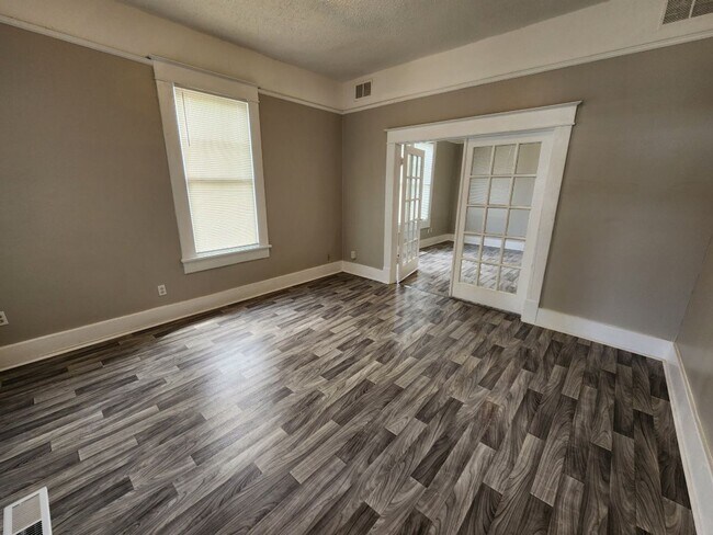 Foto del edificio - 1601 Chandler St