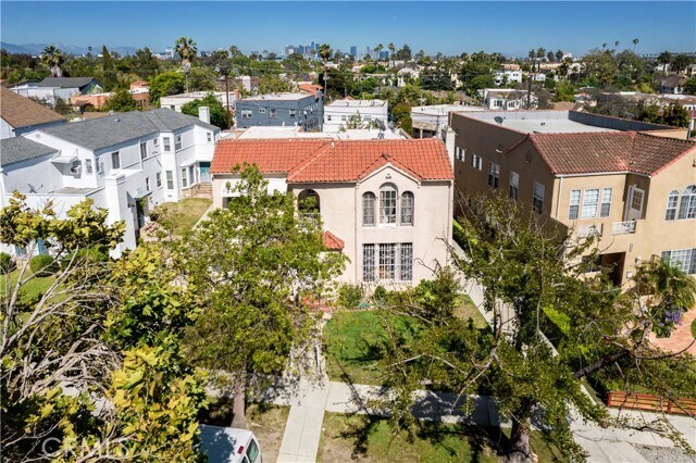 Building Photo - 1038 S Citrus Ave